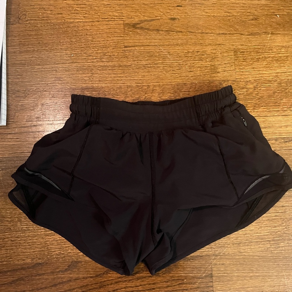 LULULEMON HOTTY HOT SHORT